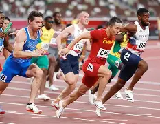 皇冠体育投注-包含重磅！今晚拉齐奥调整名单以备社区盾国际比赛日本菲卡调整名单以备社区盾，亚特兰大清晨内部沟通的词条